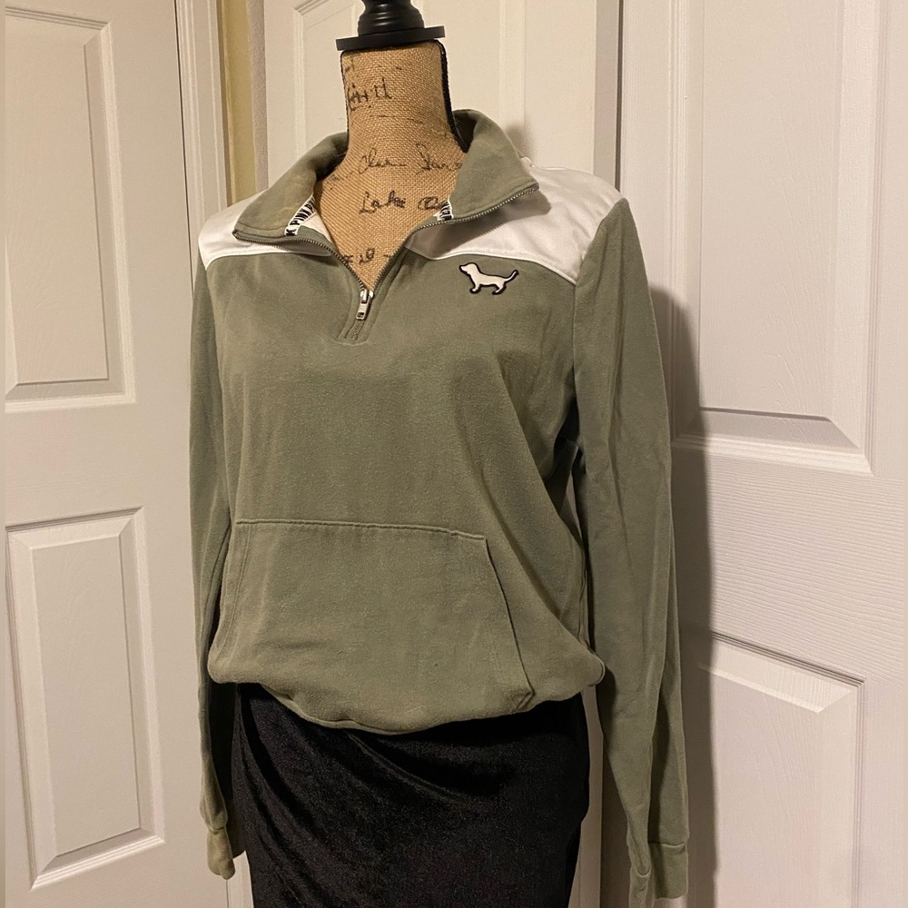 Victoria’s Secret PINK pullover sweatshirt